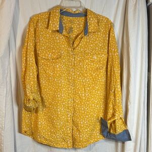 St. John's Bay Yellow Floral Shirt with Blue Accents